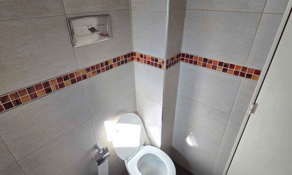 BAÑO 2